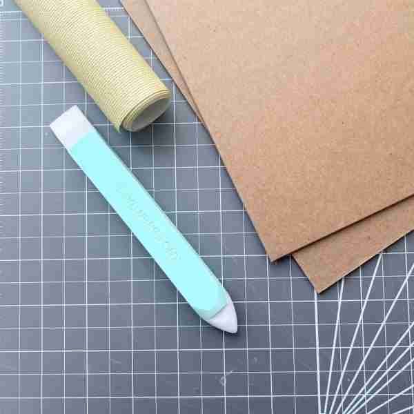 Dual tip bone folder